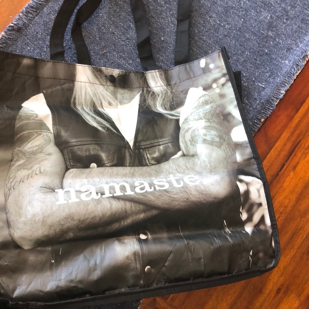 Super UNIQUE Lululemon large Shopper